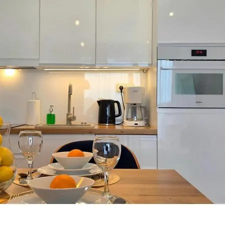 Westin House Modern شقة *