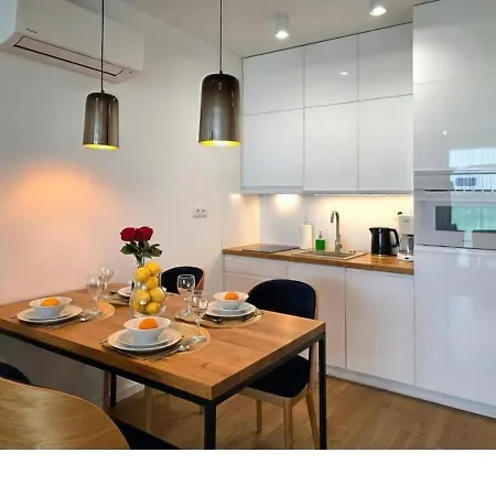 Westin House Modern شقة