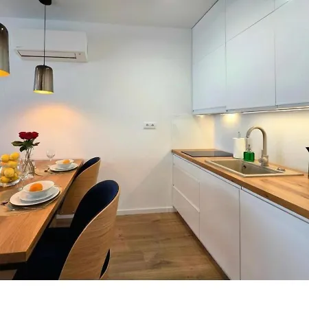 Westin House Modern شقة كولوبرزيغ