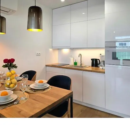 Westin House Modern شقة