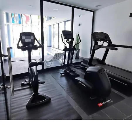 Westin House Modern كولوبرزيغ